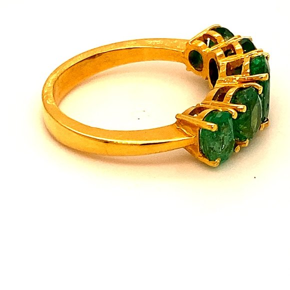 Emerald 3.60ct Solid 22K Yellow Gold Ring - Picture 6 of 9